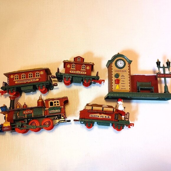 2008 New Bright The Holiday Express Animated Train Set No. 178 - Picture 6 of 15